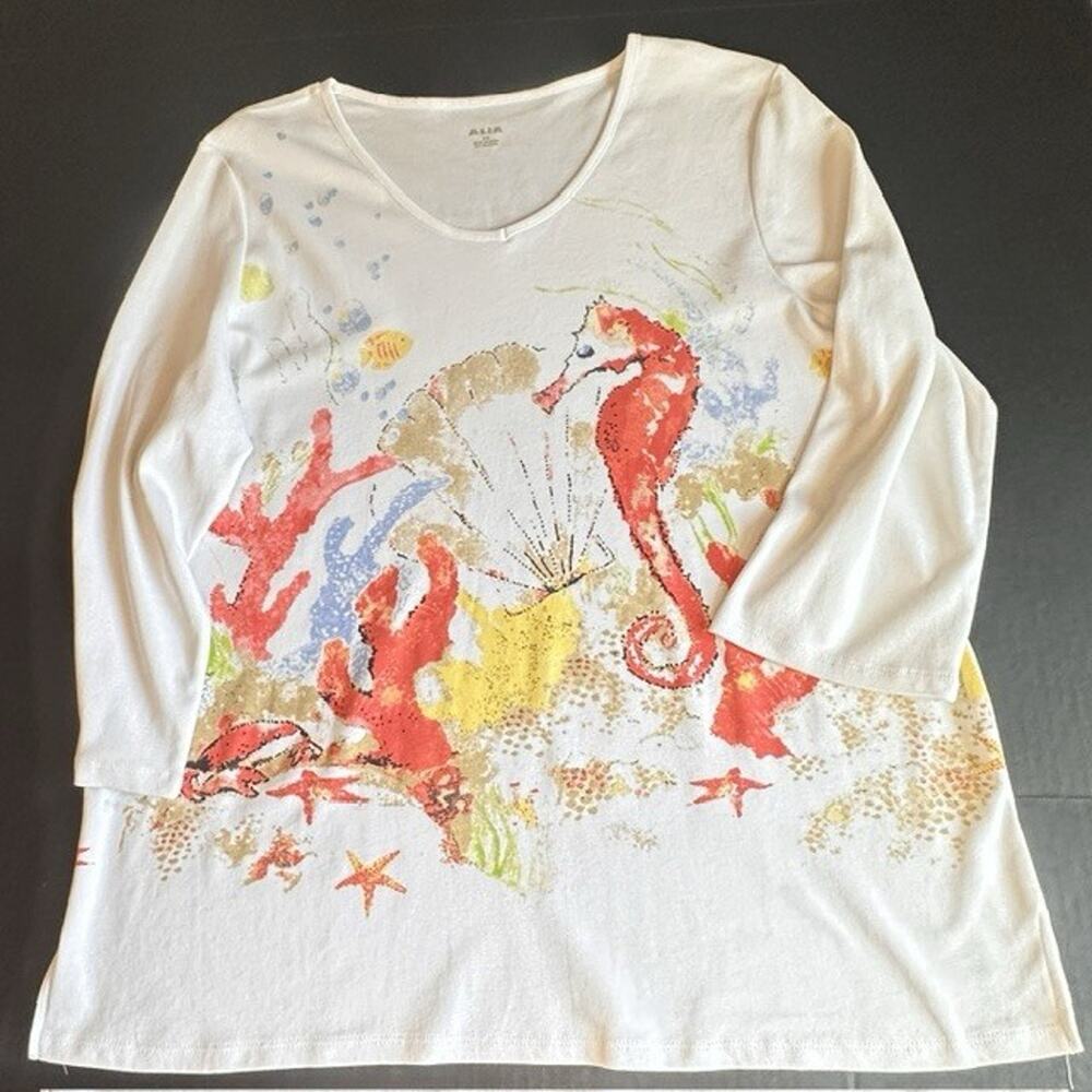 Alia V-Neck 2XL Blouse Shirt White w/Seahorse Sealife Coral Reef Ocean Casual - Picture 2 of 16